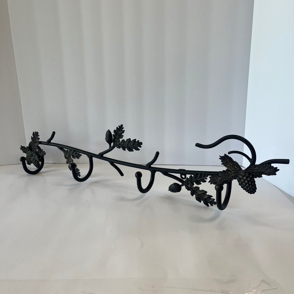 Longaberger Wrought Iron Oak Leaf Acorn Pinecone Wall Mount Hook Rack Black 24in
